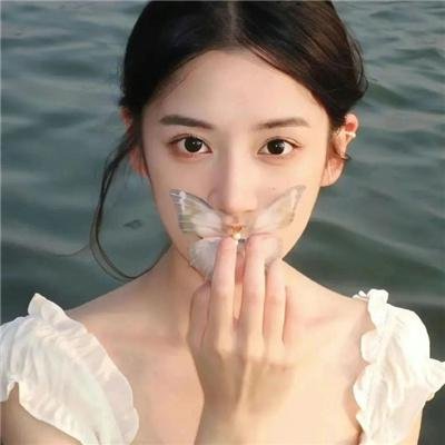 青青校树